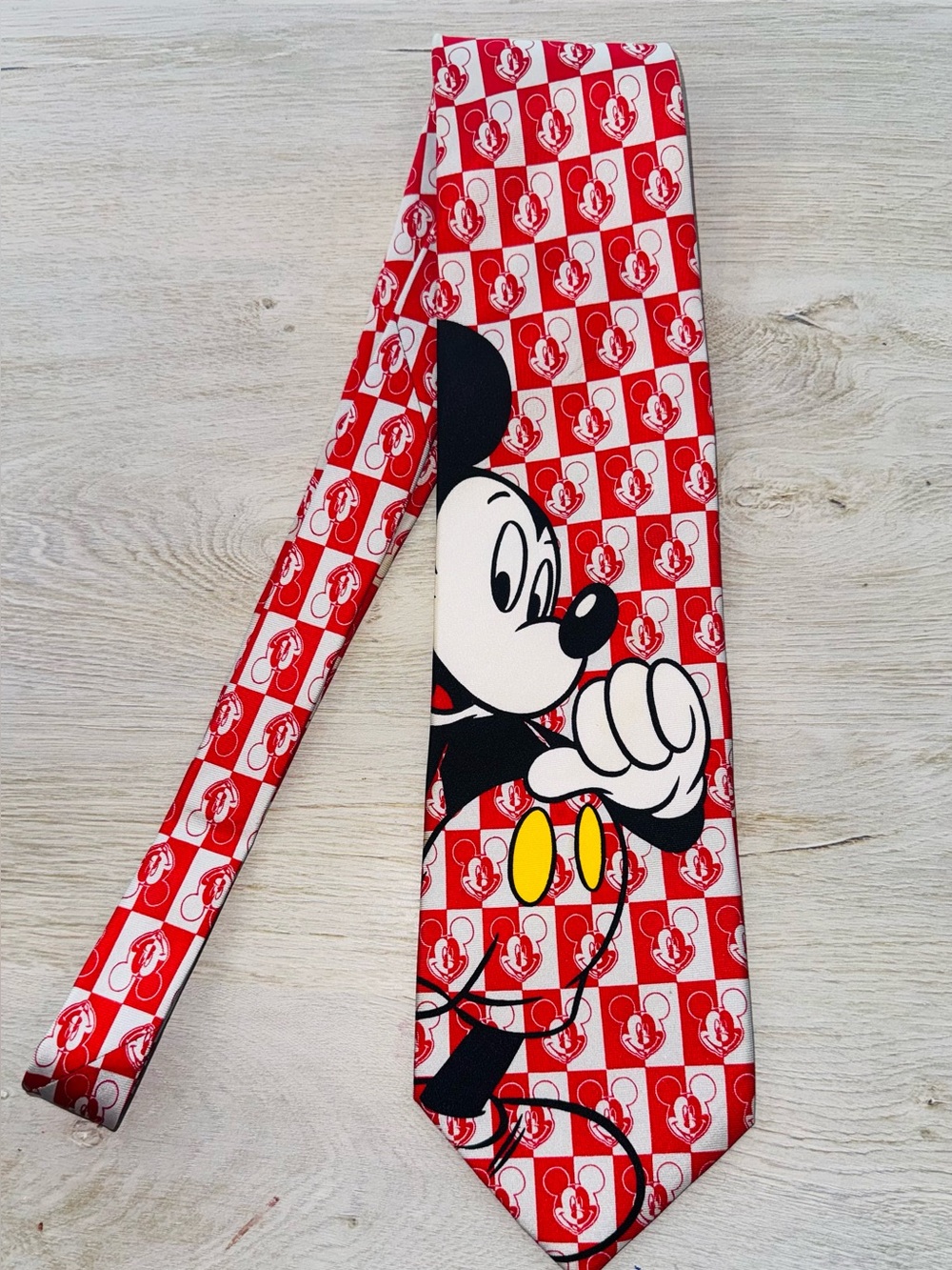 Disney Mickey & Co Tie Rack Balancine Inc
Mickey Mouse Checkerboard Tie